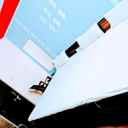 Goroomgo The Shivay Guest House Inn Varanasi Exterior photo