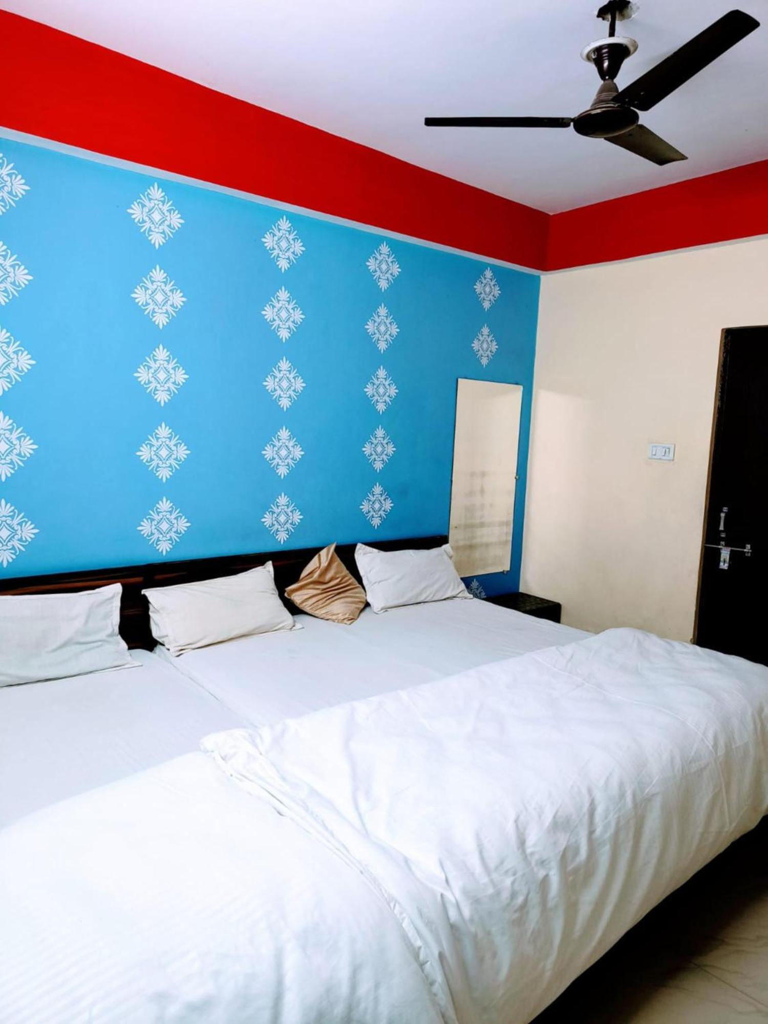 Goroomgo The Shivay Guest House Inn Varanasi Exterior photo