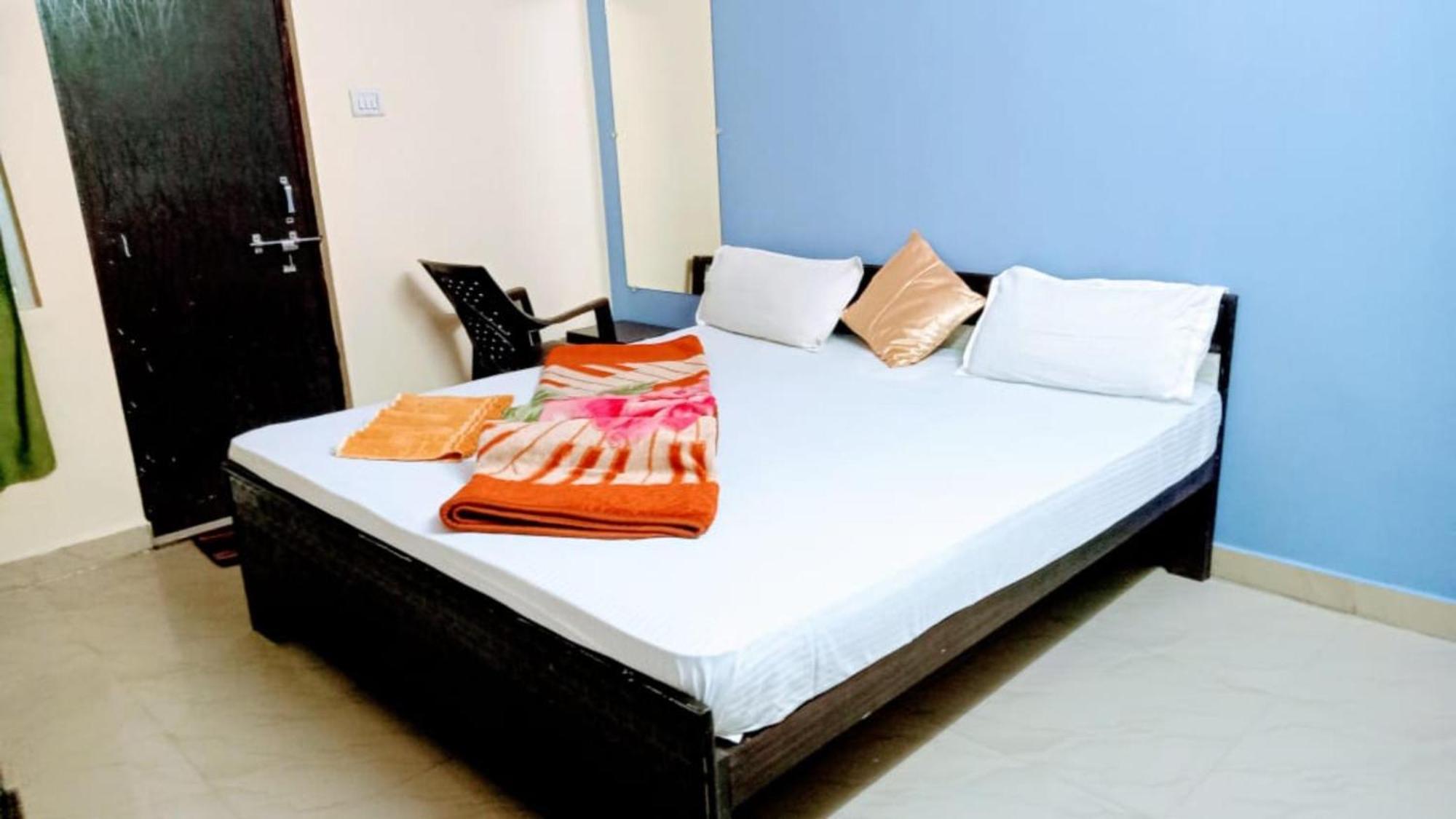 Goroomgo The Shivay Guest House Inn Varanasi Exterior photo